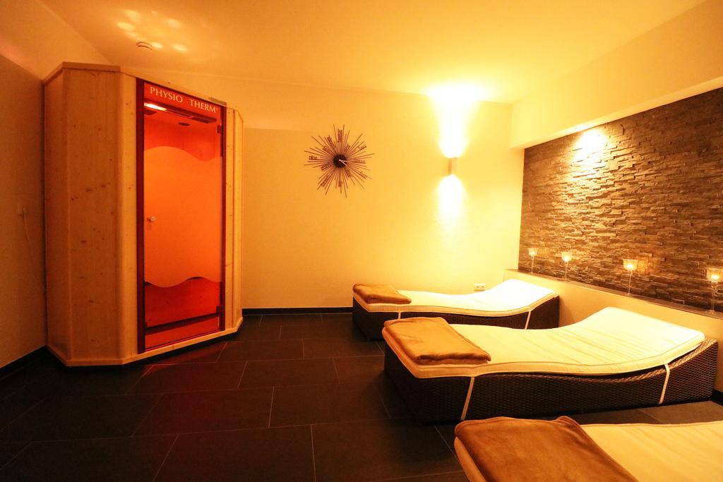 Hotel Central Цивен Екстериор снимка